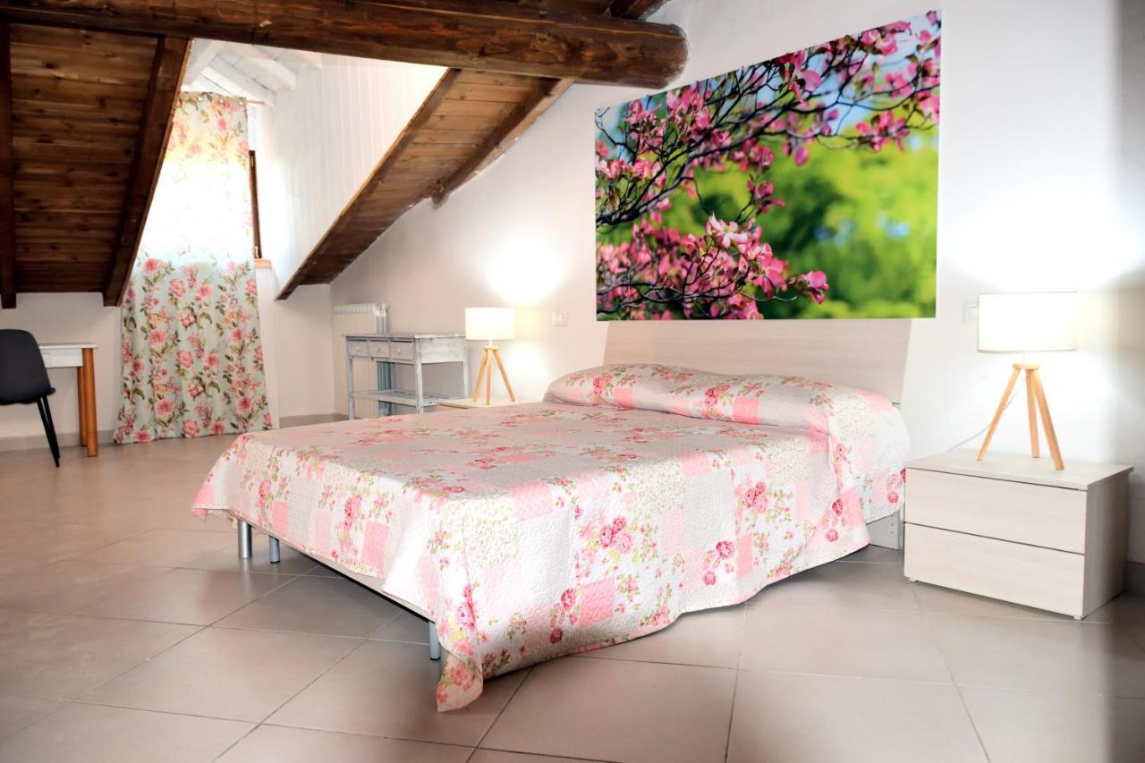 B&B Il Borgo Fiorito Lerma Bagian luar foto