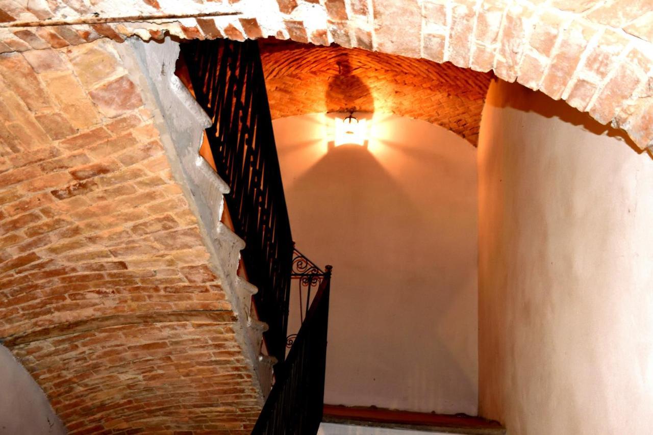 B&B Il Borgo Fiorito Lerma Bagian luar foto