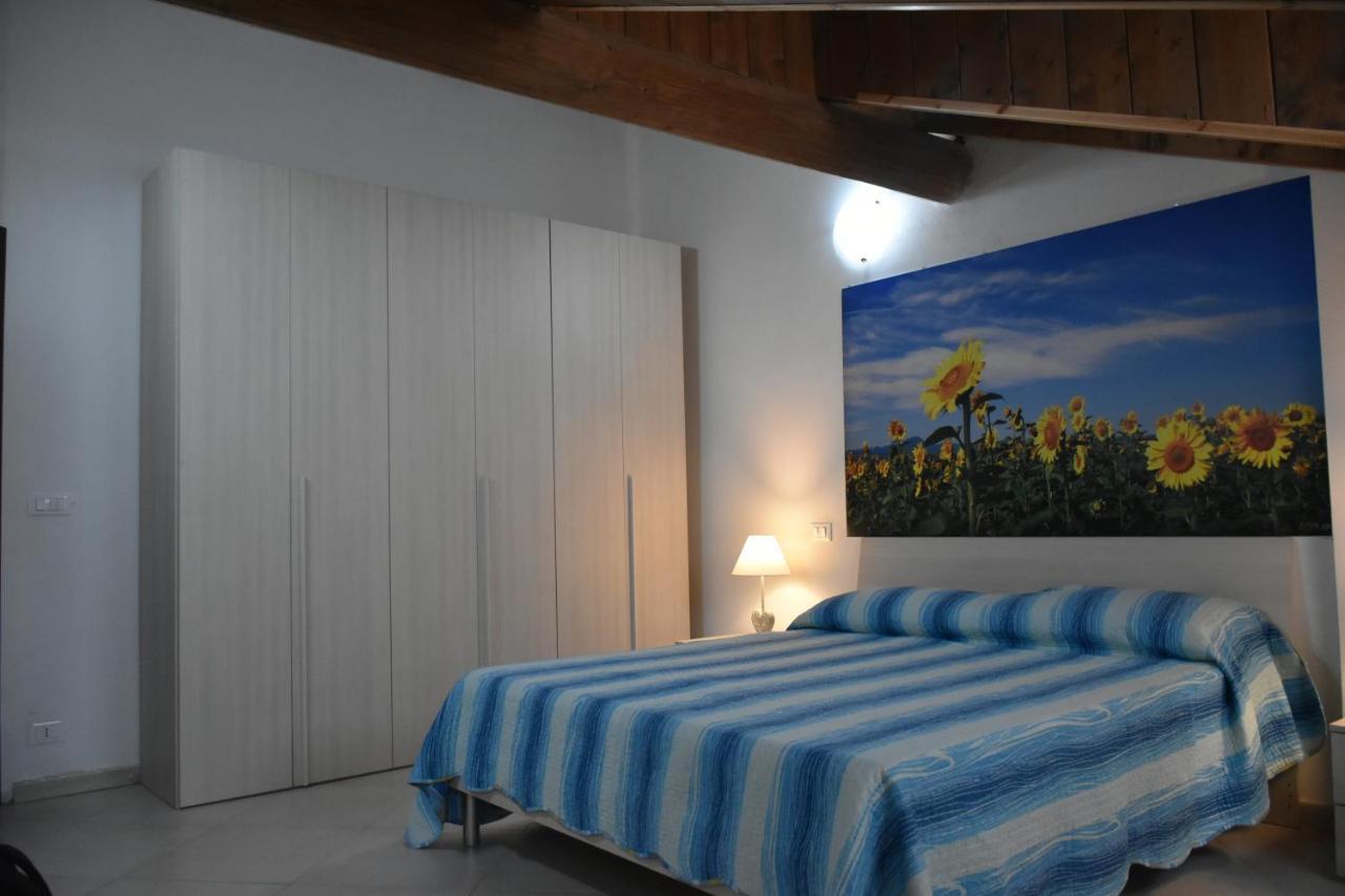 B&B Il Borgo Fiorito Lerma Bagian luar foto